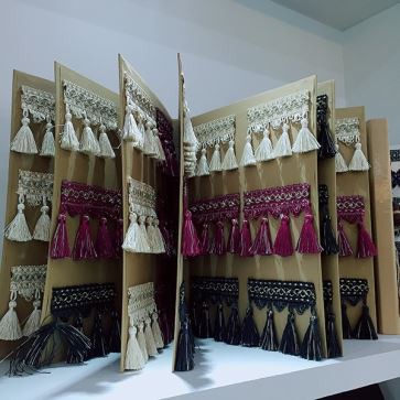 Оформяне на книгата с книги